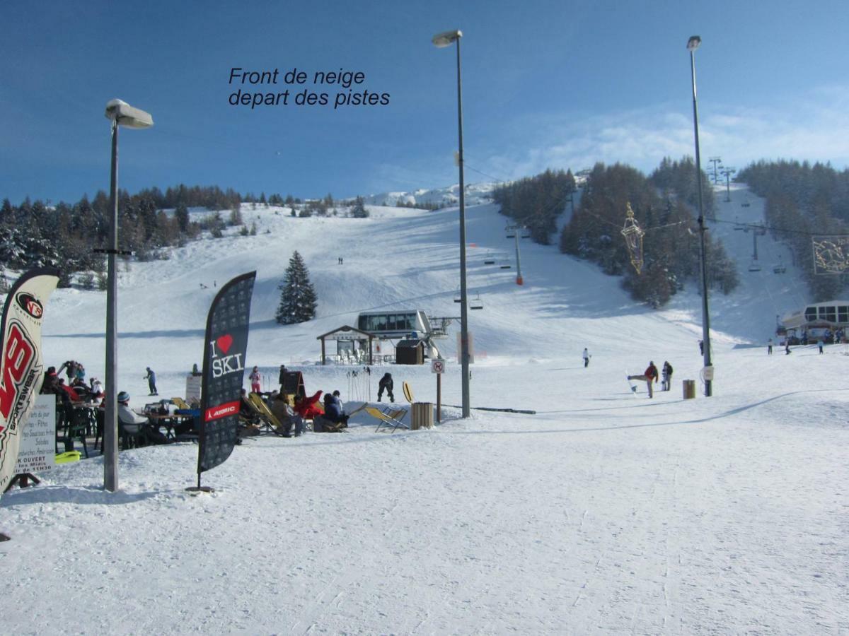 Résidence les monts du soleil La Joue du Loup Esterno foto